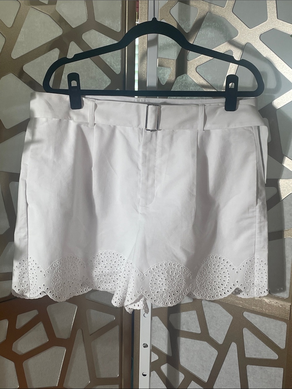 INC International Concepts cotton scalloped, high-rise, belted shorts, white, 16